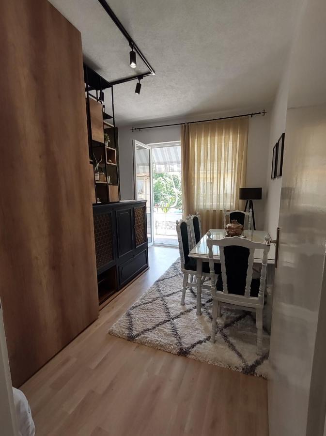 Katerina'S Apartment 비톨라 외부 사진