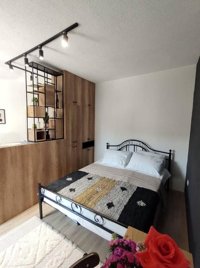 Katerina'S Apartment 비톨라 외부 사진
